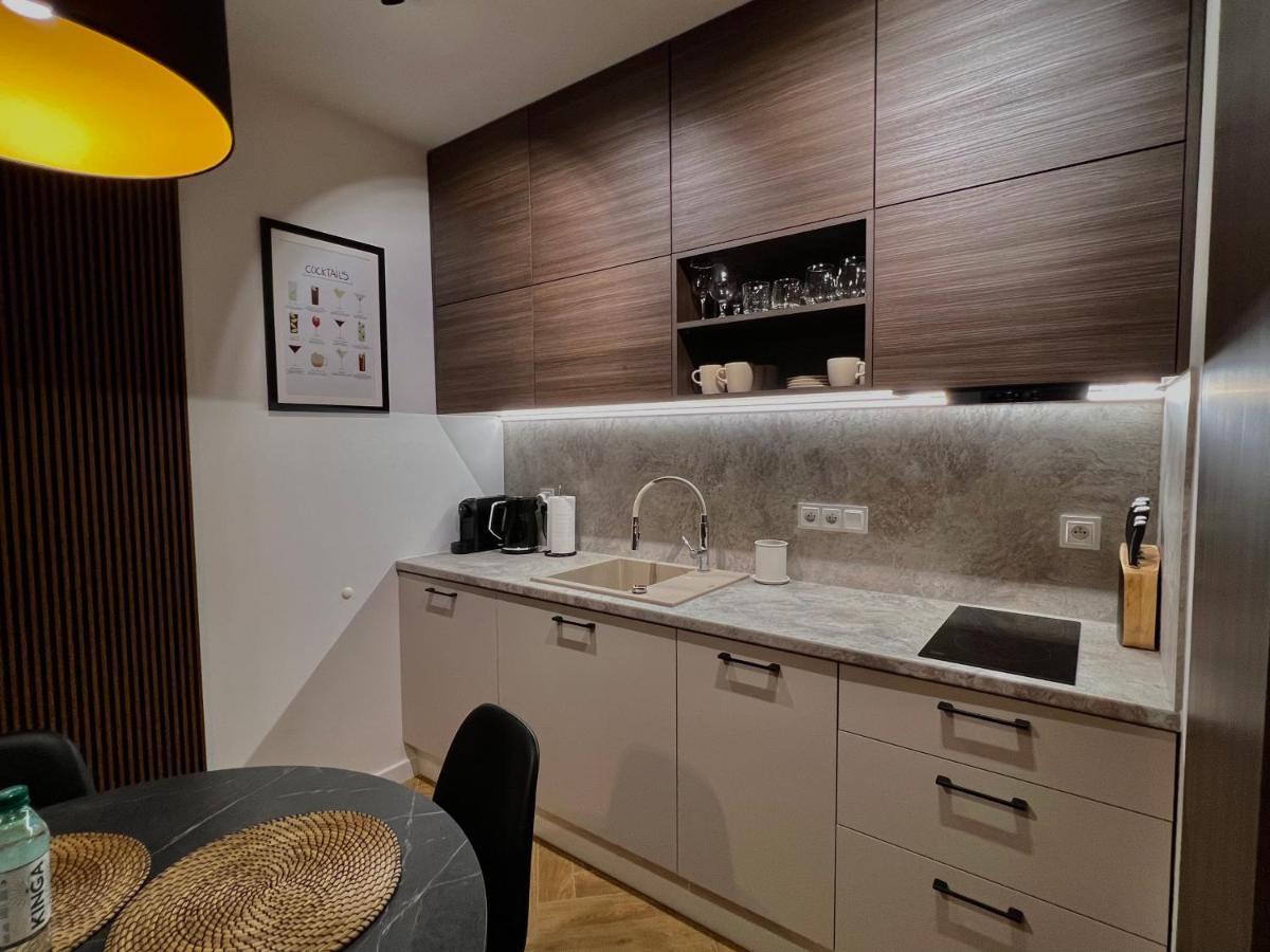 Modern Stone Hill Apartment ชกลาร์สกา ปอเรมบา ภายนอก รูปภาพ