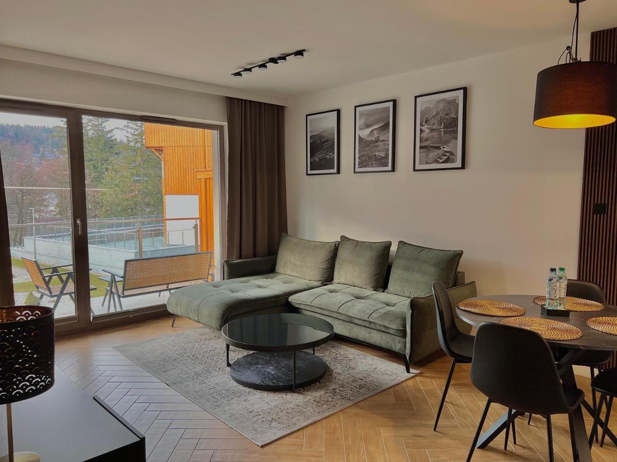 Modern Stone Hill Apartment ชกลาร์สกา ปอเรมบา ภายนอก รูปภาพ